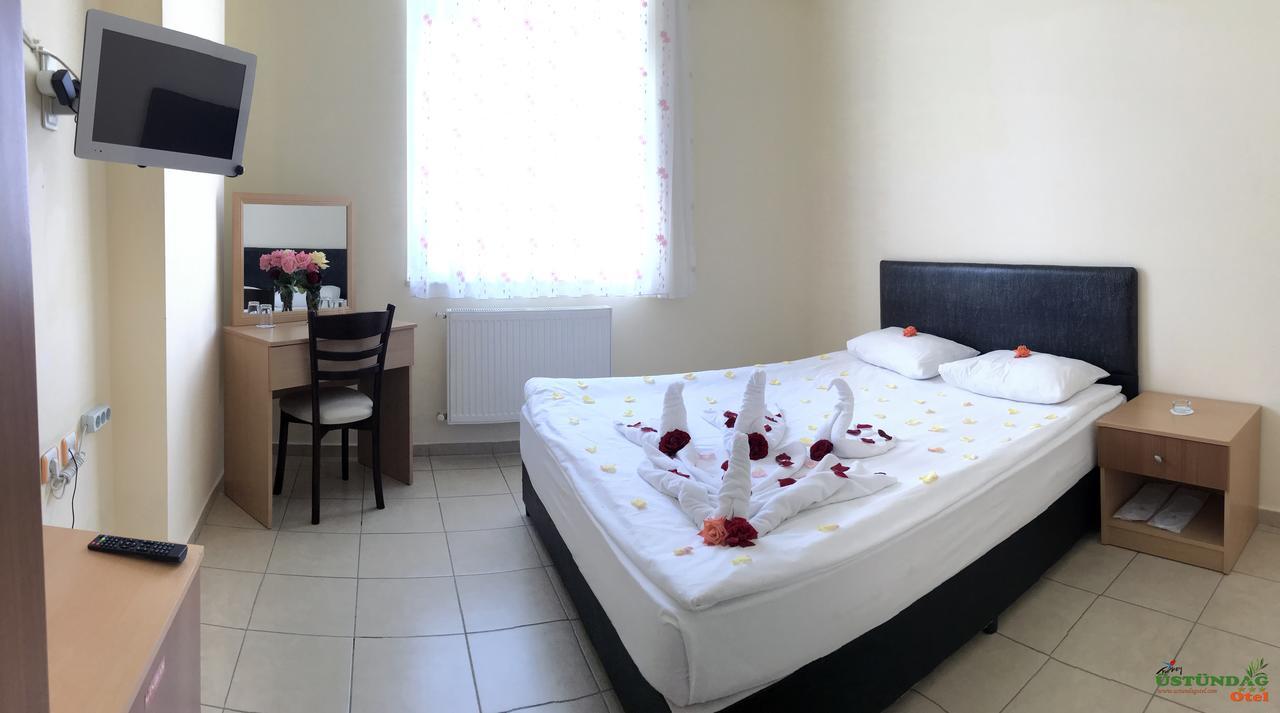 Ustundag Otel Keciborlu Bagian luar foto